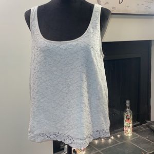 American Eagle: White tank top